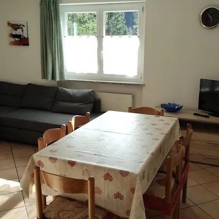 Lägenhet Cesa Stefi Canazei