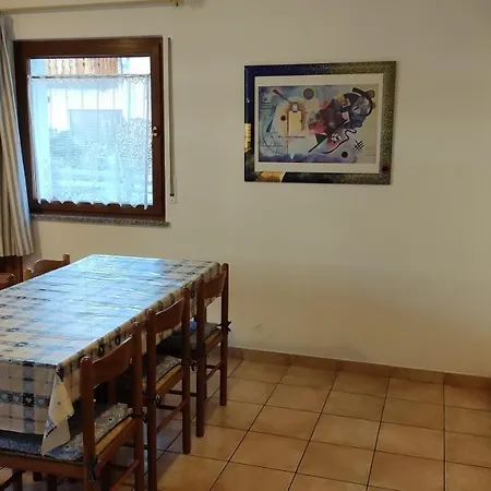 Διαμέρισμα Cesa Stefi